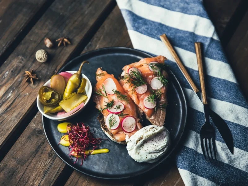 Free healthy salmon dish herbs